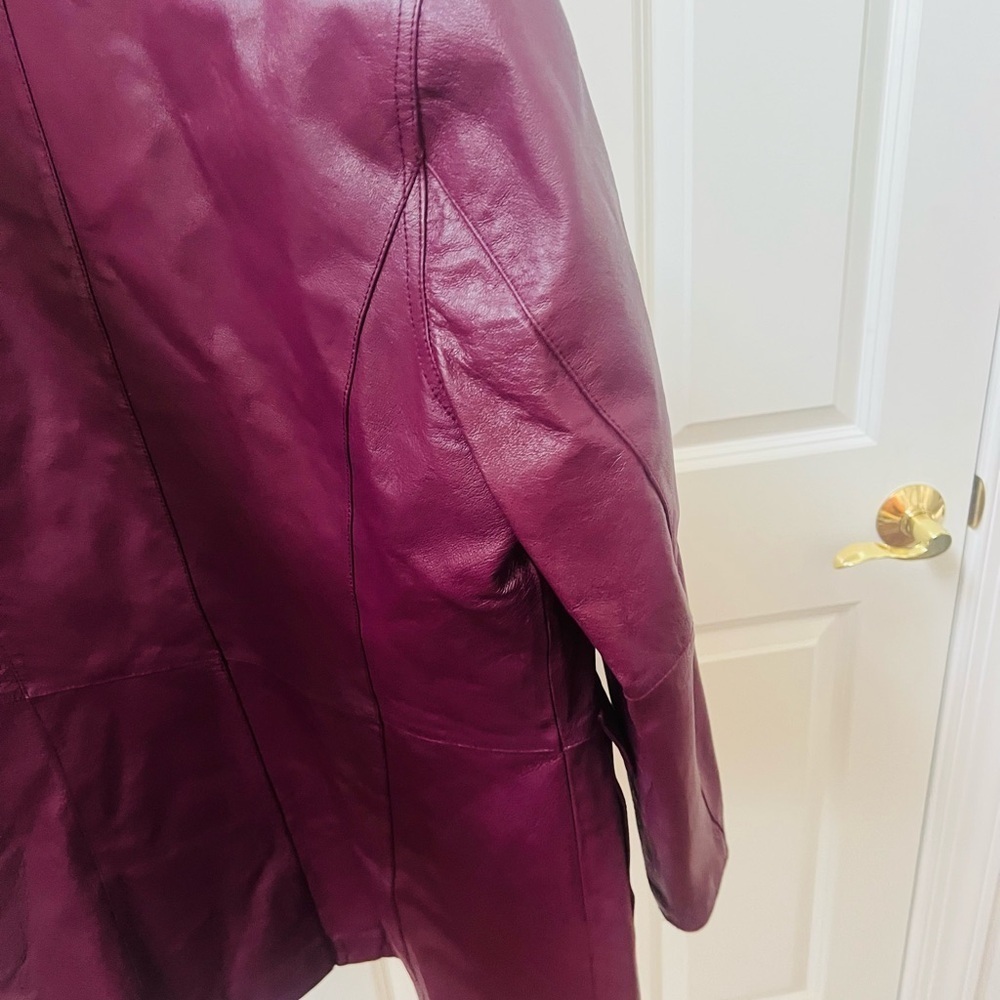 Women's Medium Deep Purple Leather Trench Coat - Picture 7 of 9